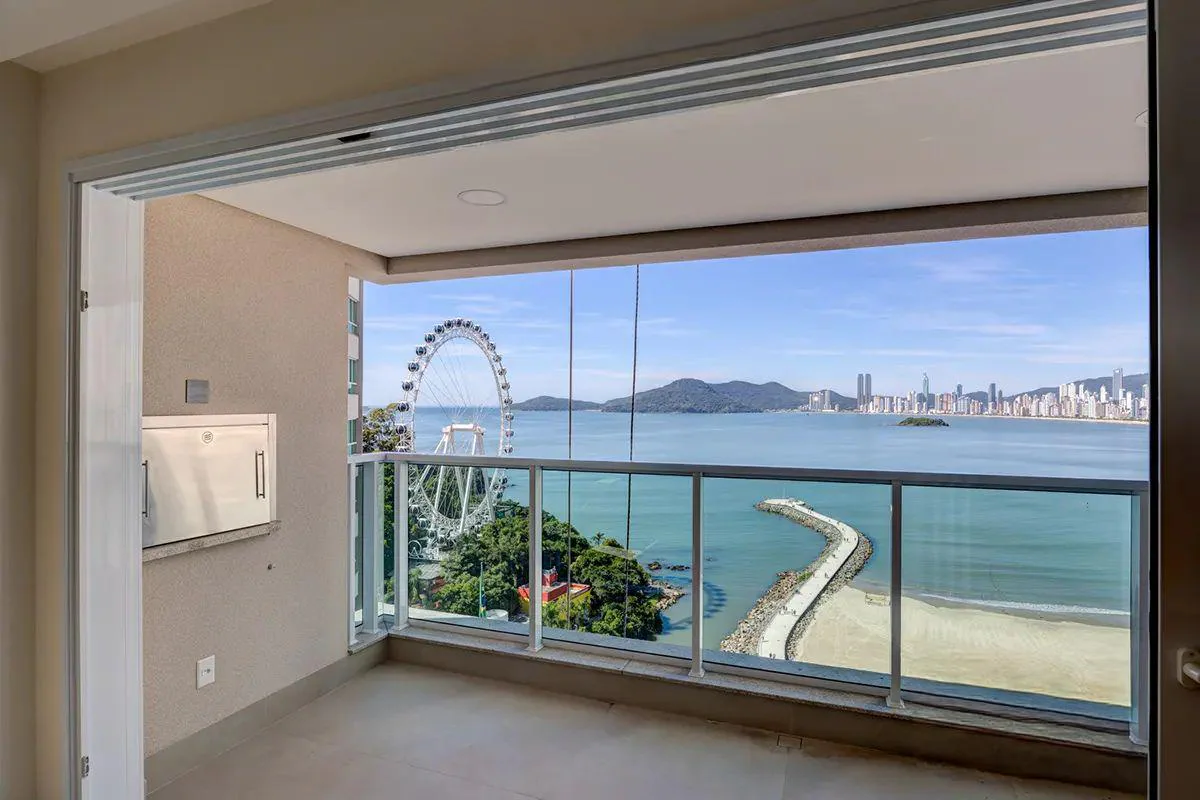 Apartamento em Pioneiros, Balneário Camboriú